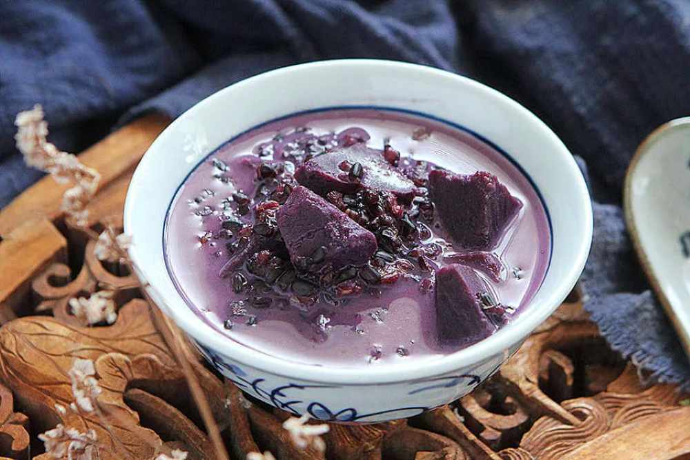 紫薯牛奶燕麦粥